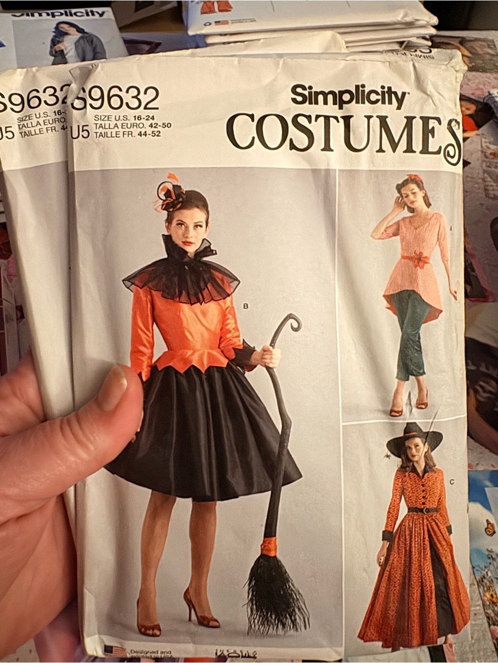 BN UNCUT SIMPLICITY 9632 U5 PLUS SIZE SEWING PATTERNS HALLOWEEN COSTUME
